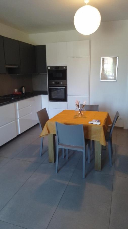 Apartamento Caky'S House Desenzano del Garda Exterior foto